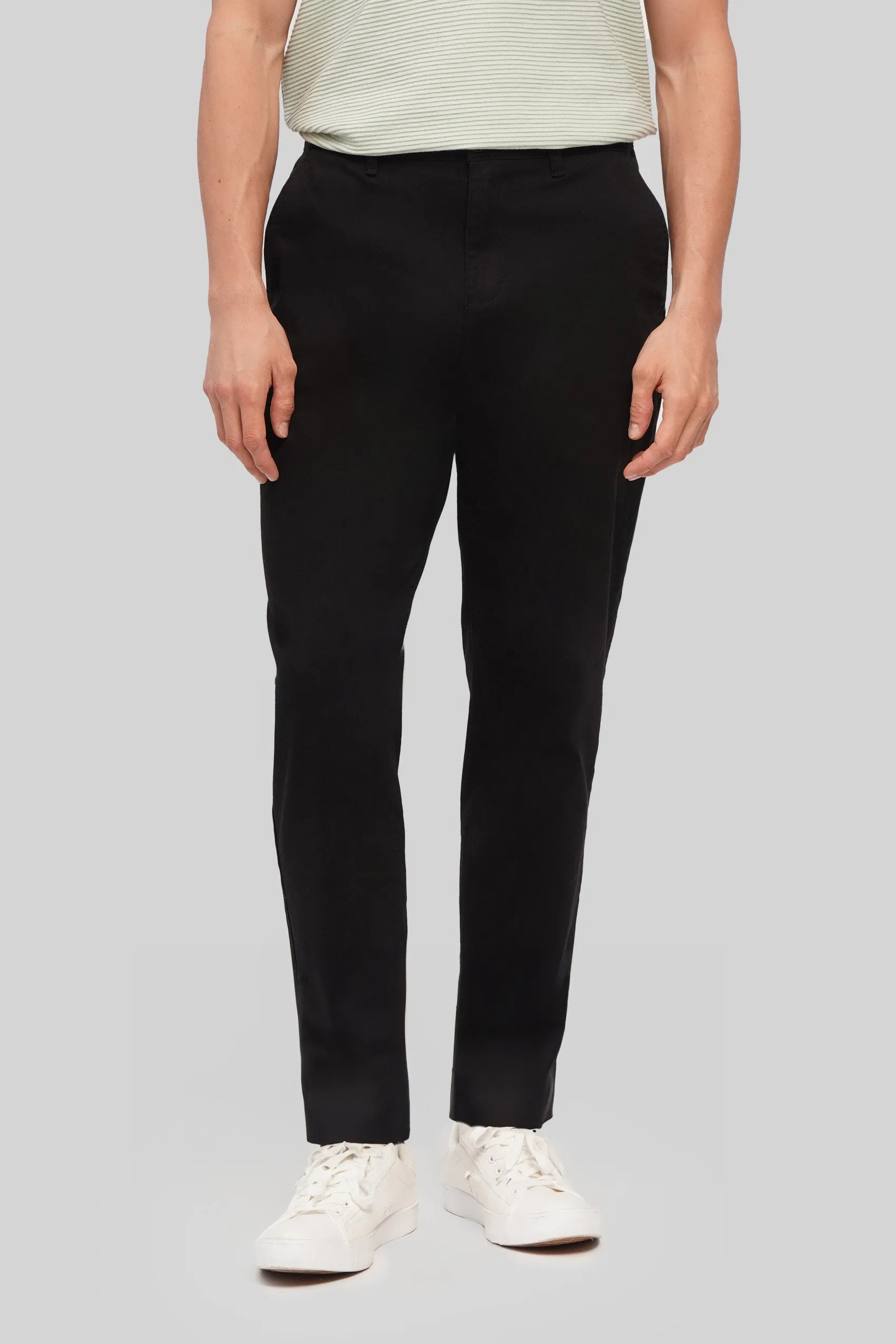 Comfort Slim Chinos