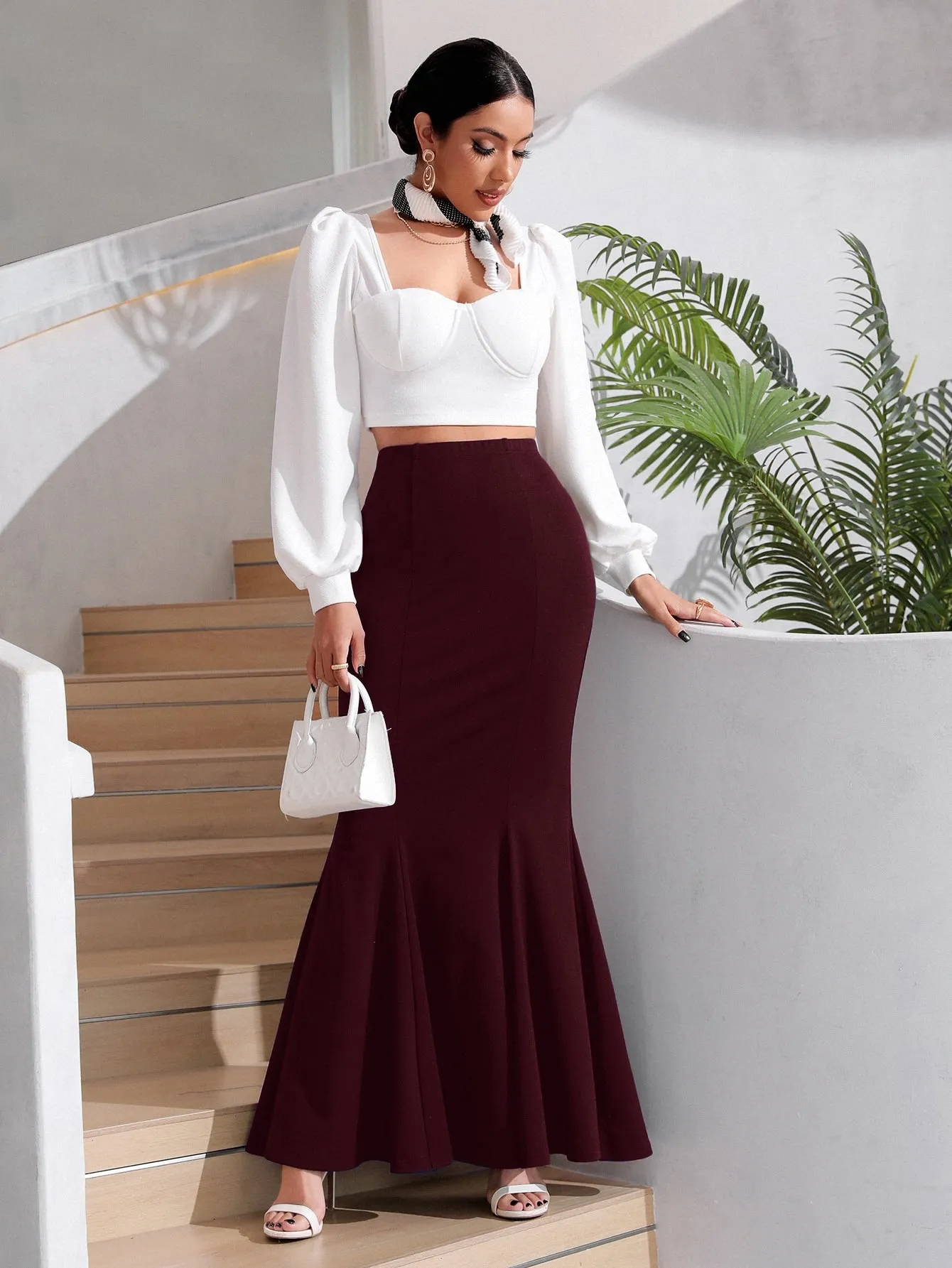 Solid Mermaid Hem Skirt