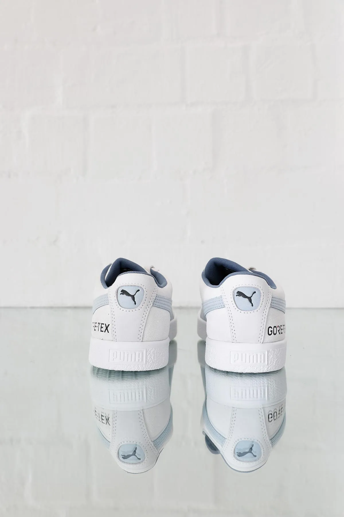 Suede VTG GTX Sneakers
